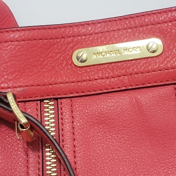 MICHAEL KORS CROSSBODY PURSE CORAL COLOR - Picture 2 of 9